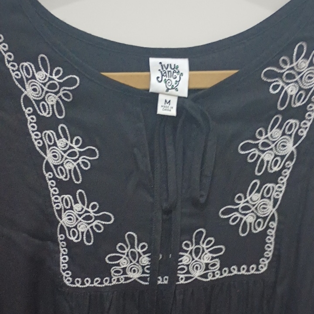 Ivy Jane Black Long Sleeve Dress with White Embroidery